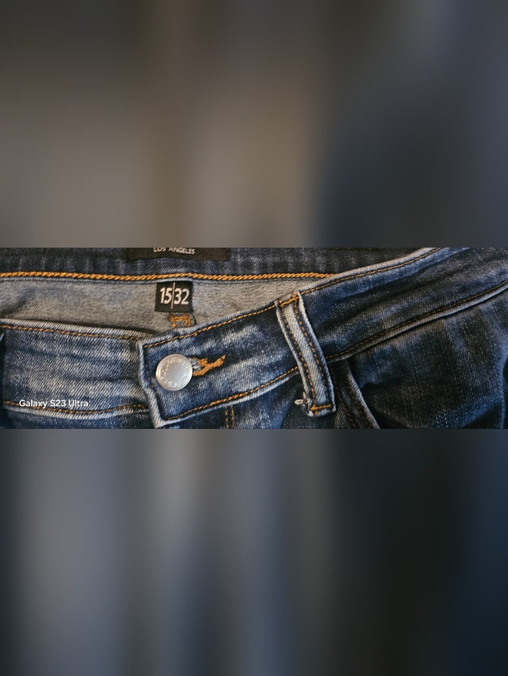 Judy Blue skinny jeans with a high-quality stretch featuring a dark blue wash - Picture 3 of 9
